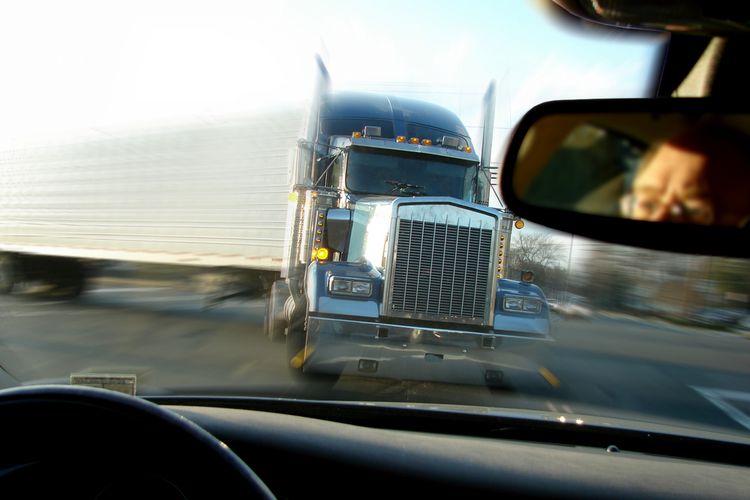 negligent semi-truck driving directly at another vehicle